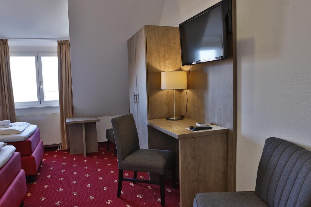 Hotel Maurer Karlsruhe Kültér fotó